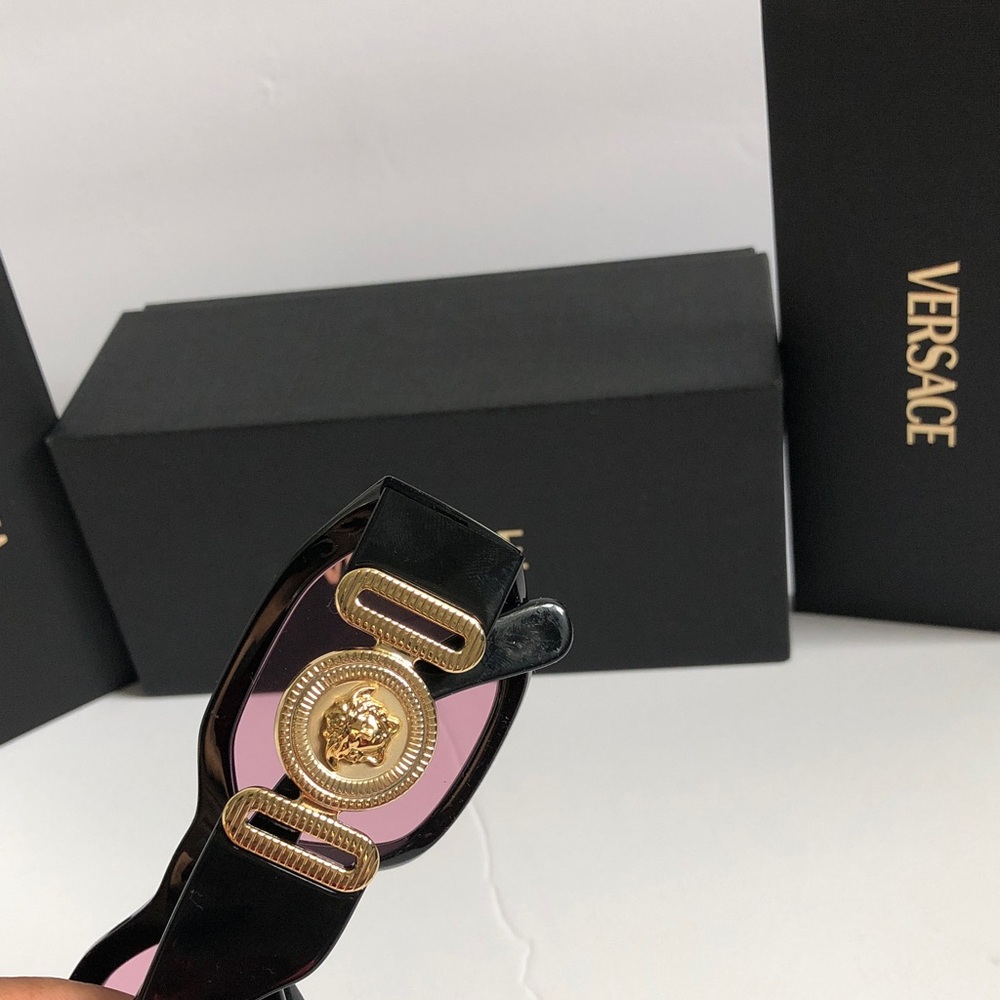 New Versace Women’s Black Frame Sunglasses with Pink Lenses and Gold Accents - Picture 10 of 13